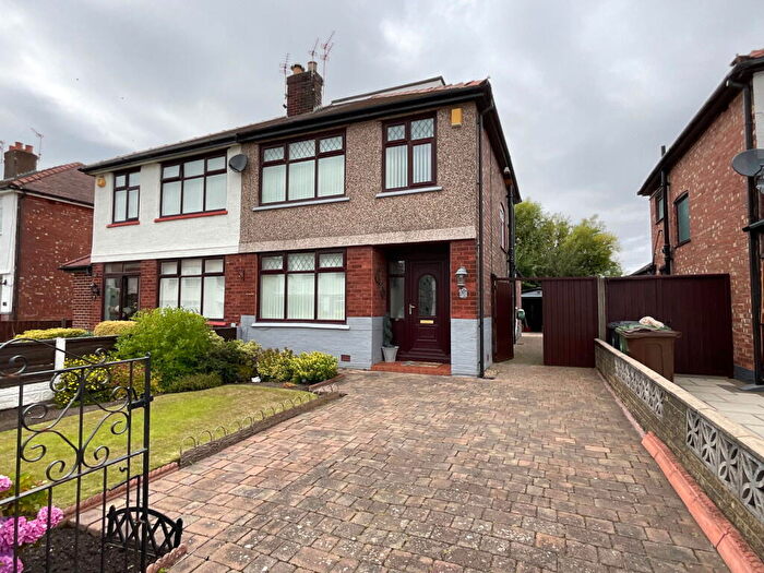 4 Bedroom Semi-Detached House For Sale In Merlewood Avenue, Churchtown, Southport, PR9