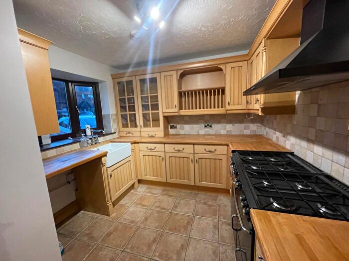 2 Bedroom End Of Terrace House To Rent In Patricia Drive, Tipton, West Midlands, DY4