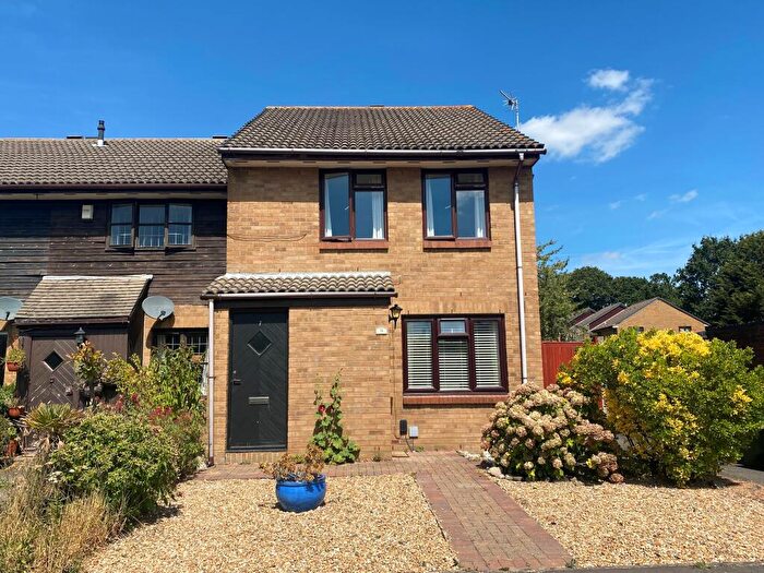 1 Bedroom Maisonette To Rent In Primrose Way, Locks Heath, Southampton, SO31