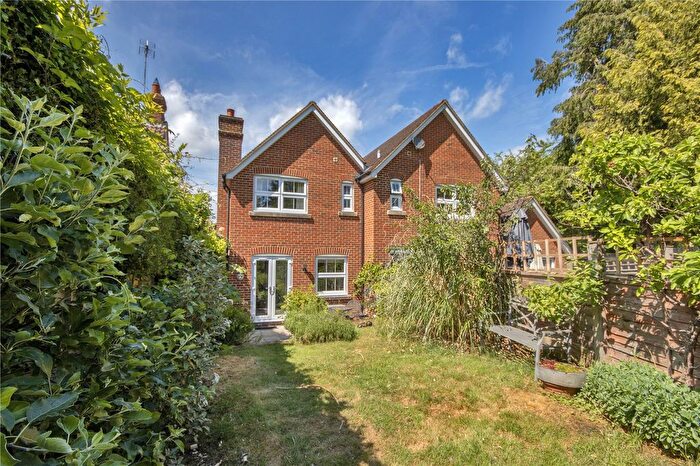 3 Bedroom End Terrace House For Sale In Westerham Road, Sevenoaks, Kent, TN13