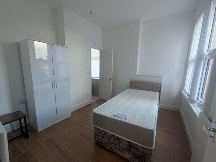 6 Bedroom House To Rent In Birches Head Road, Stoke-on-Trent, ST1