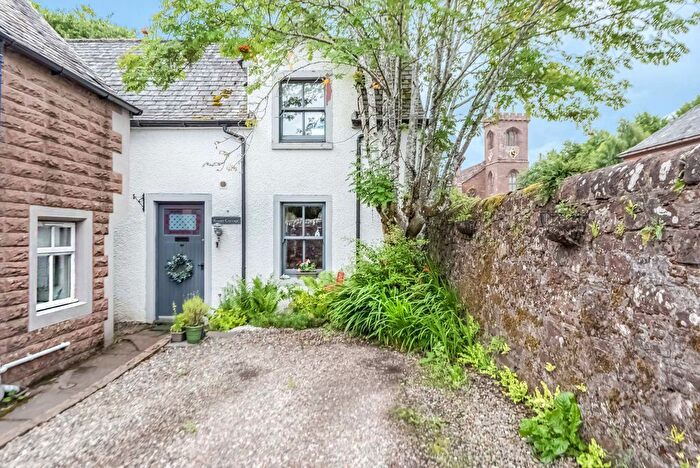 2 Bedroom Detached House For Sale In Wardside, Muthill, PH5
