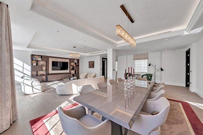 6 Bedroom Flat For Sale In Abbey Lodge, Park Road, Regent's Park, London, NW8