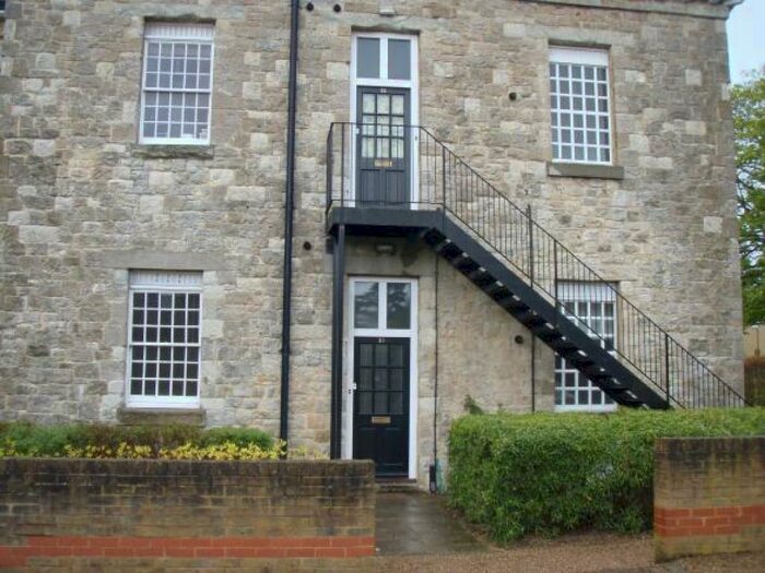2 Bedroom Flat To Rent In Queens House, Fennel Close, Maidstone, Kent, ME16