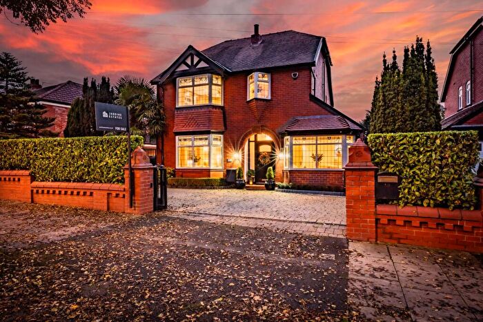 4 Bedroom Detached House For Sale In Dowson Road, Gee Cross, Hyde, SK14