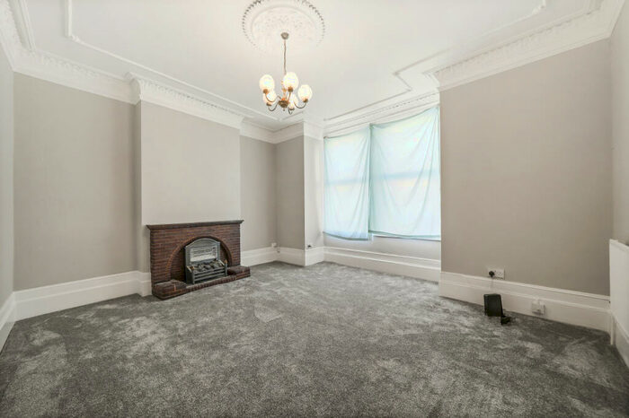 4 Bedroom End Of Terrace House To Rent In Cathles Road, Clapham South, London, SW12