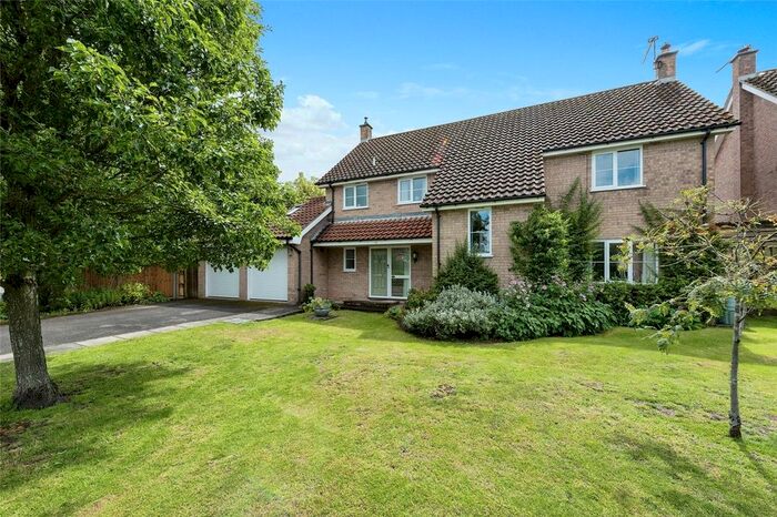 4 Bedroom Detached House For Sale In Dukes Meadow, Cockfield, Bury St. Edmunds, Suffolk, IP30