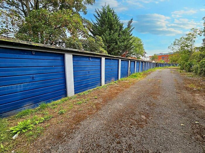 Garage / Parking To Rent In Elmstead Avenue, Wembley, HA9