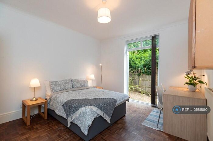 6 Bedroom Terraced House To Rent In Rosefield Street, Leamington Spa, CV32