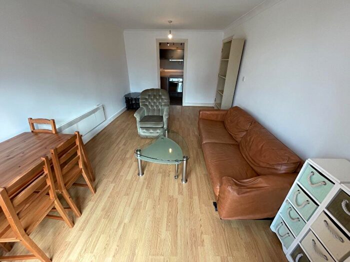2 Bedroom Duplex To Rent In /F, Duplex, The Red Apartment, Broadway Plaza, Francis Road, Birmingham, B16