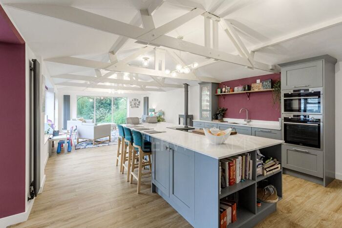 4 Bedroom Detached House For Sale In Main Road, Hackleton, Northampton, NN7