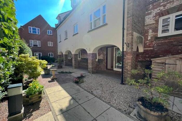 2 Bedroom Flat To Rent In South Quay, King's Lynn, PE30