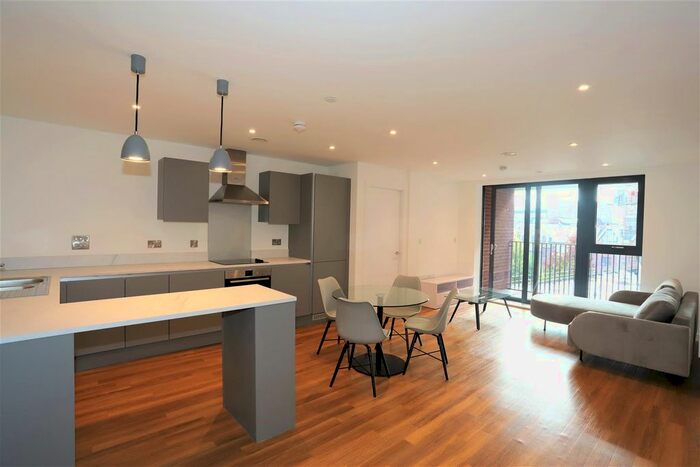2 Bedroom Flat To Rent In Cornell Street, Manchester, M4