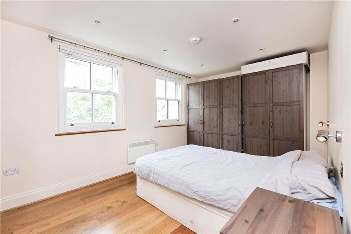 2 Bedroom Apartment To Rent In St Georges Place, Bath, BA1