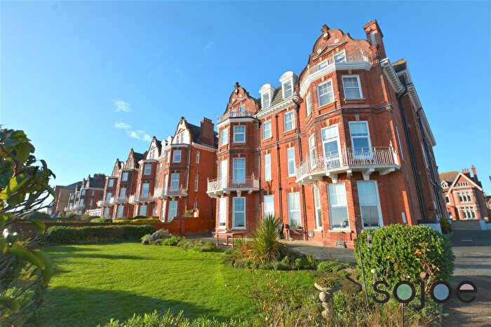 2 Bedroom Flat To Rent In Kirkley Cliff Road, Kirkley, NR33