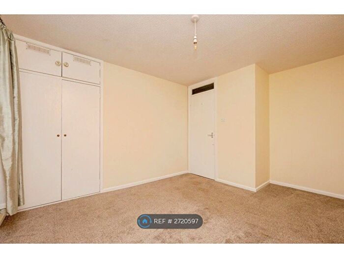 2 Bedroom Terraced House To Rent In Rowan Close, Weymouth, DT4