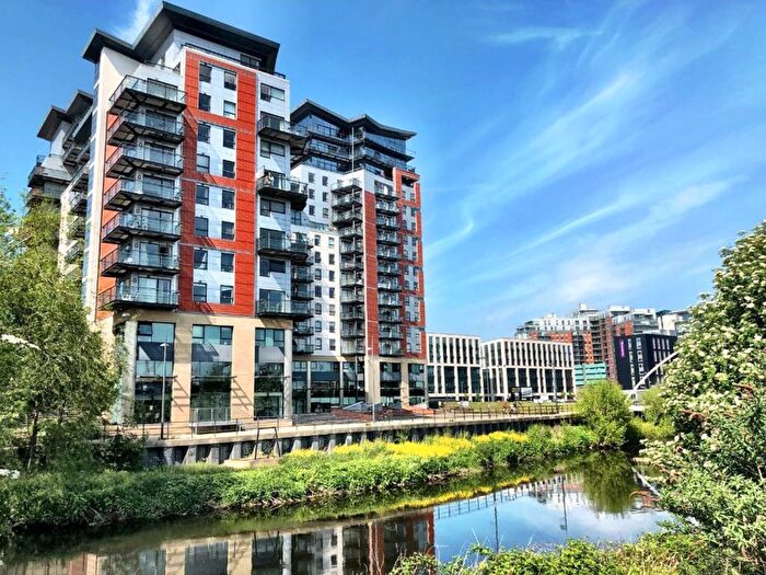 2 Bedroom Apartment To Rent In Riverside Way, Leeds, LS1