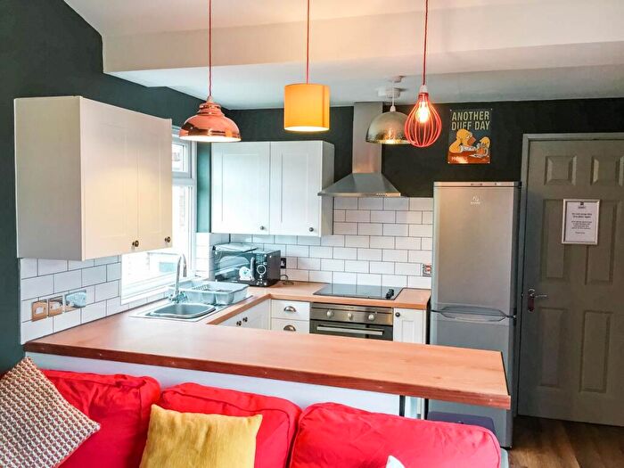 5 Bedroom House To Rent In Norfolk Park Village, Sheffield, S2