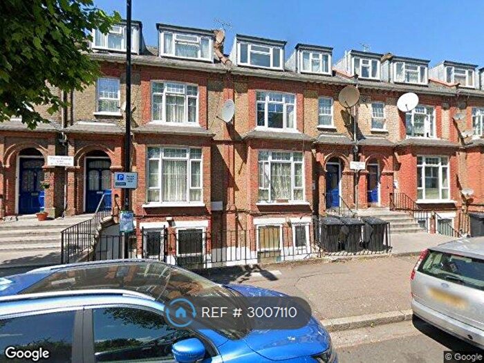 2 Bedroom Flat To Rent In West Bank, London, N16