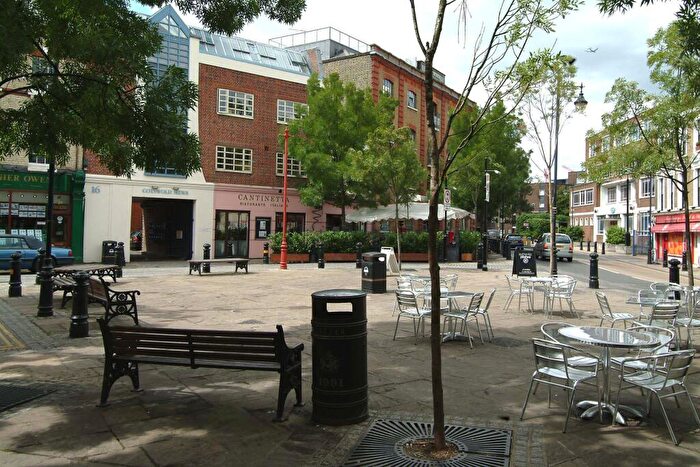 3 Bedroom Apartment To Rent In Exford Court, Bolingbroke Walk, Battersea, SW11