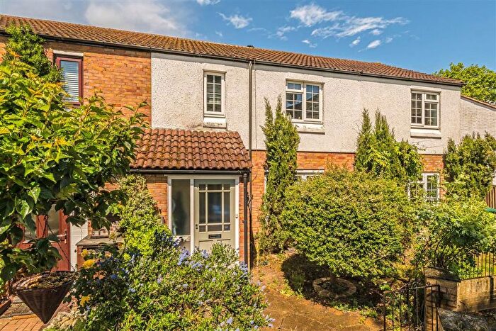 4 Bedroom Property For Sale In Addison Road, Teddington, TW11