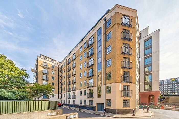 2 Bedroom Flat For Sale In Bridgewater Square, Bridgewater Square, EC2Y