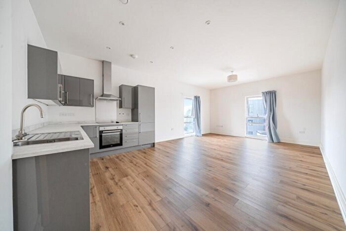 2 Bedroom Apartment To Rent In Union Place, Bartholomew Street Newbury, RG14