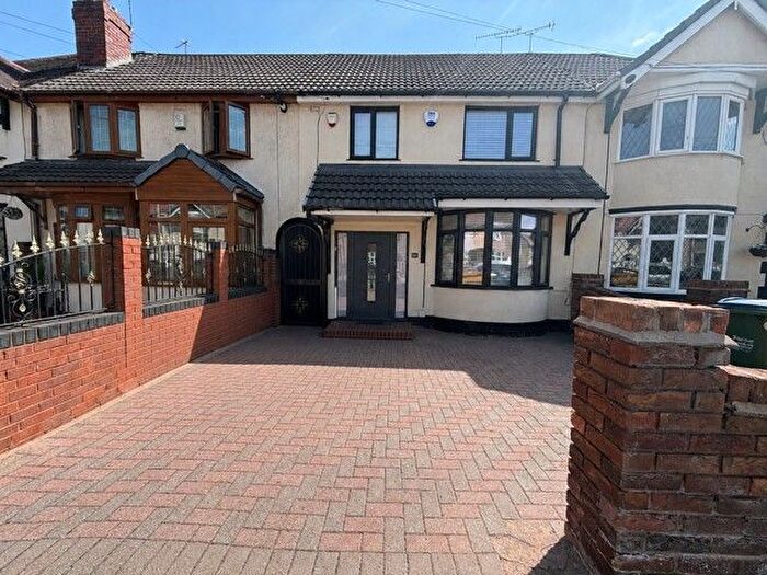 3 Bedroom Property To Rent In Whitgreave Street, West Bromwich, B70