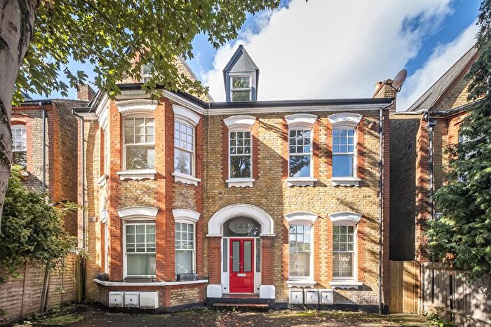 1 Bedroom Flat To Rent In Bedford Hill London, SW12