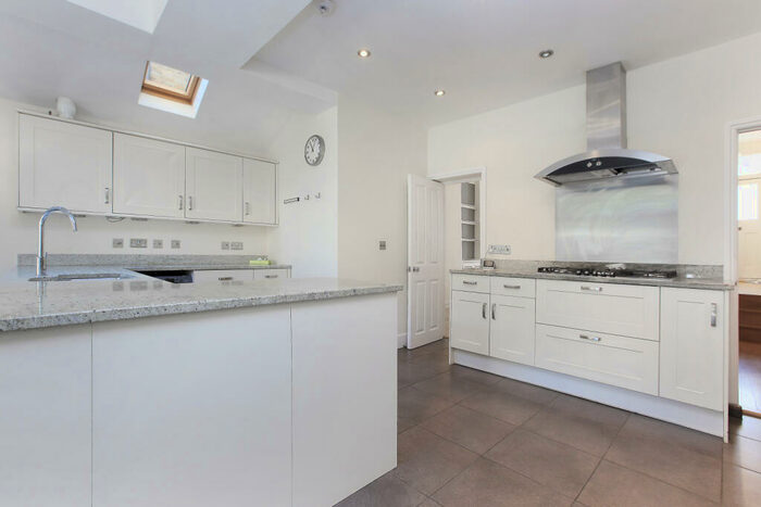 4 Bedroom Terraced House To Rent In Englewood Road, Clapham South, London, SW12
