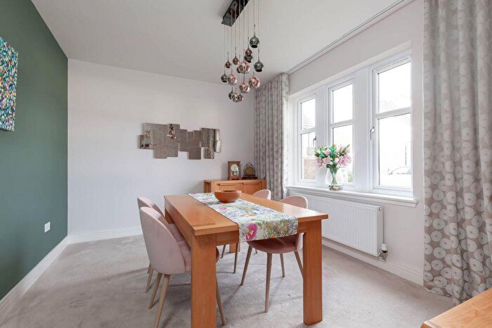 5 Bedroom Detached House For Sale In Fairbairn Street, Balerno, EH14