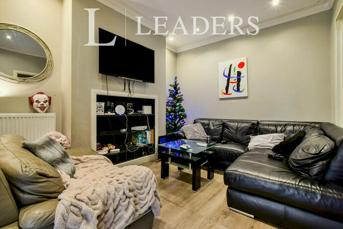 7 Bedroom Terraced House To Rent In Seedley Park Road, Salford, M6