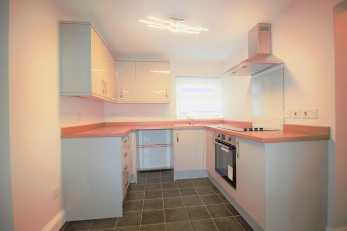 3 Bedroom Detached House To Rent In East Street, Gotham, Nottingham, Jp Lettings, NG11