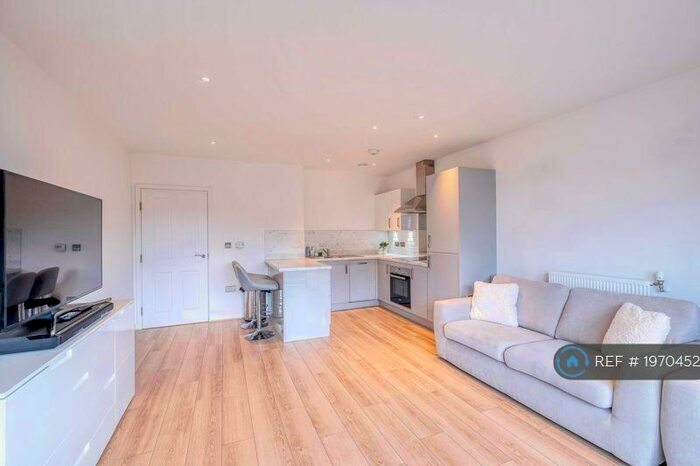 1 Bedroom Flat To Rent In Brumwell Avenue, London, SE18
