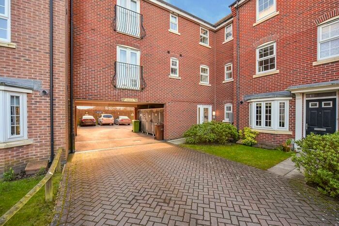 2 Bedroom Apartment To Rent In Pickering Grange, Brough, North Humberside, HU15
