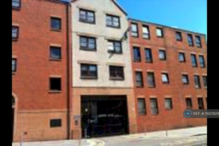 1 Bedroom Flat To Rent In Albion Gate, Glasgow, G1