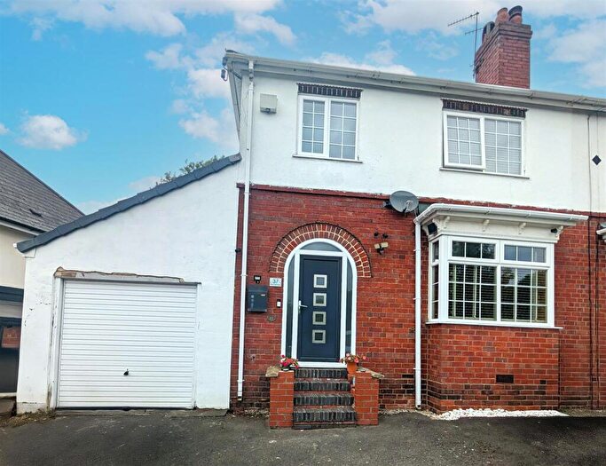 3 Bedroom Semi-Detached House For Sale In Perry Park Road, Rowley Regis, B65