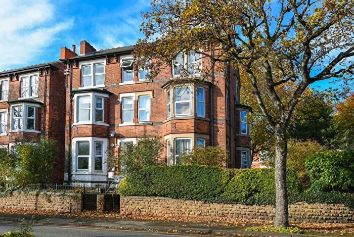7 Bedroom Semi Detached House To Rent In Woodborough Road, Nottingham, NG3