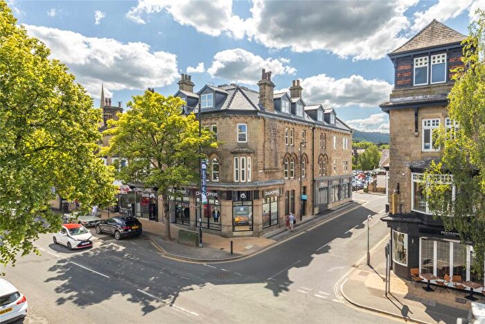 2 Bedroom Flat To Rent In Brook Street, Ilkley, West Yorkshire, LS29