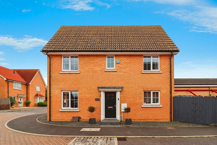 3 Bedroom Detached House For Sale In Mandrake Drive, Red Lodge, Bury St. Edmunds, IP28