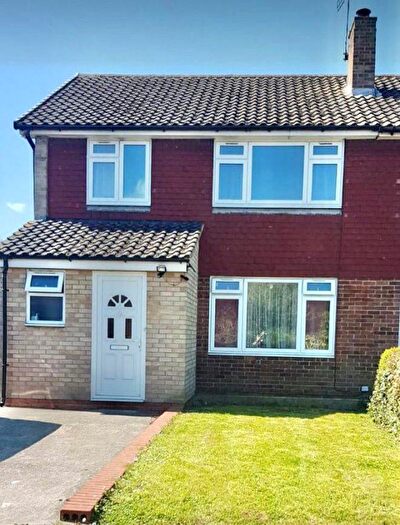 6 Bedroom Semi-detached House To Rent In Saint Dunstan's Close, Canterbury, Kent, CT2