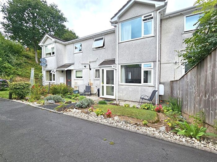 1 Bedroom Flat For Sale In Anderton Court, Whitchurch, Tavistock, PL19