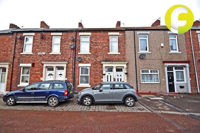 2 Bedroom Flat To Rent In Cardonnel Street, North Shields, NE29