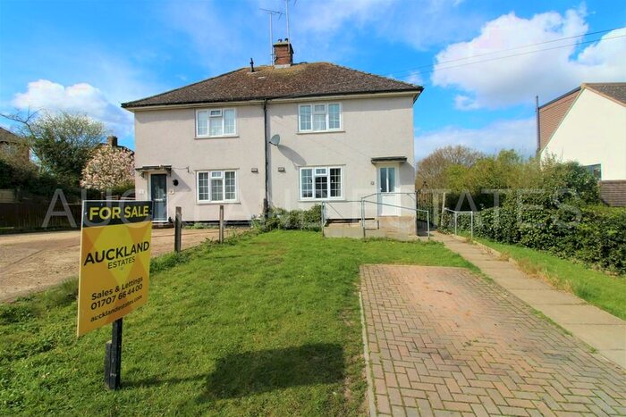 3 Bedroom Semi-Detached House For Sale In Park Road, Northaw, Potters Bar, EN6