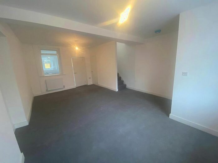 2 Bedroom Terraced House To Rent In North Road, Ferndale -, Ferndale, CF43