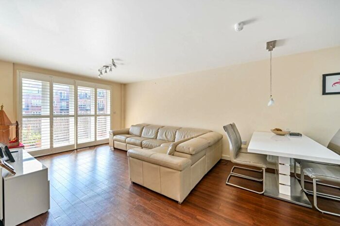 2 Bedroom Flat To Rent In Skerne Road, Kingston, Kingston Upon Thames, KT2