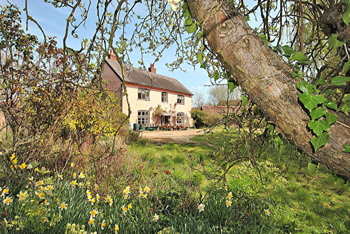 6 Bedroom Detached House For Sale In The Street, Chedburgh, Bury St. Edmunds, IP29