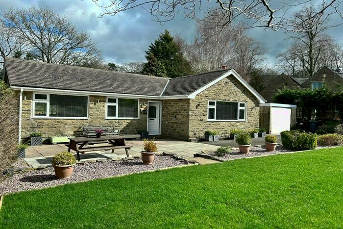 3 Bedroom Detached Bungalow For Sale In Ridge Lane, Combs, High Peak, SK23