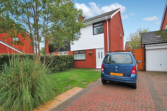 3 Bedroom Semi Detached House To Rent In Trenance Close, Brookvale, Runcorn, WA7