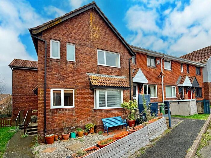 2 Bedroom End Of Terrace House For Sale In Staddiscombe, Plymouth, PL9